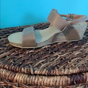 Clarks wedge sandals